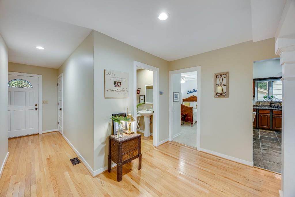 Lanier Country Club Estates - Residential