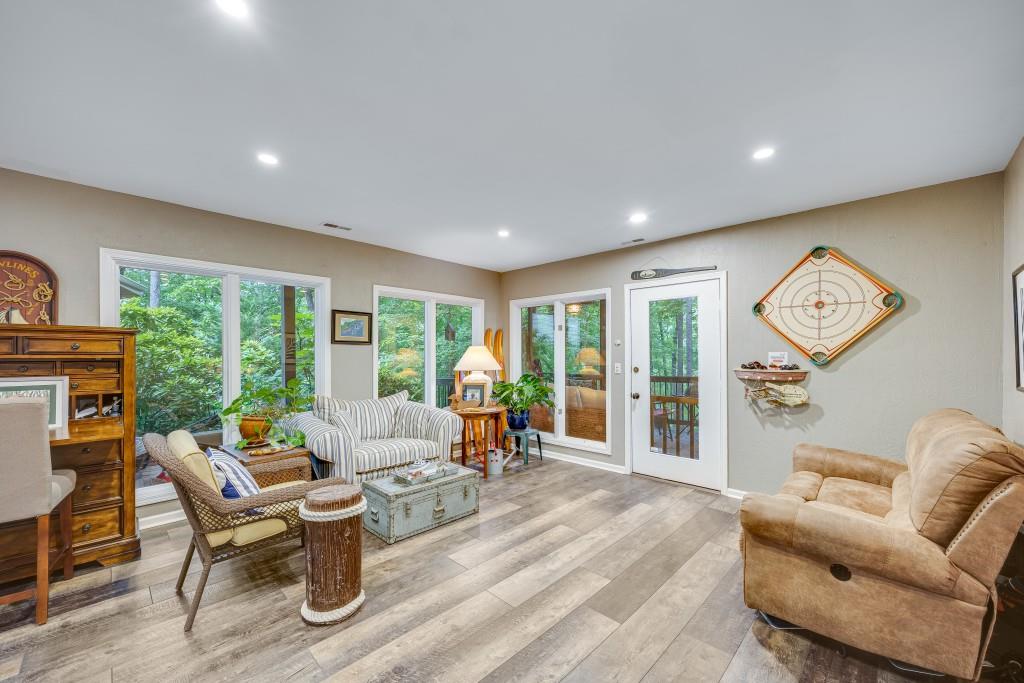 Lanier Country Club Estates - Residential