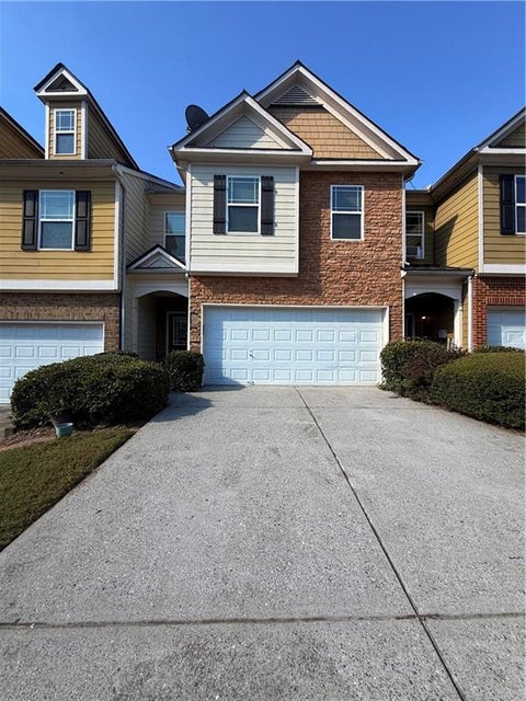 Townhouse For Sale - 60 Providence Run Court<br/> Lawrenceville, GA 30046