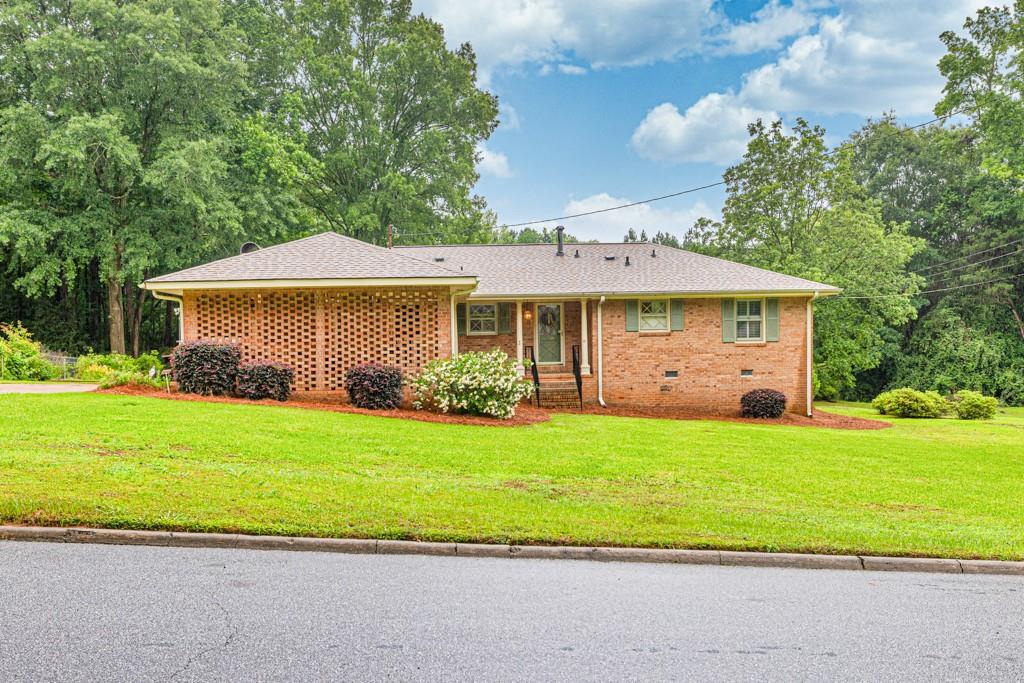 8140 Wood St Se, Covington, Georgia image 1