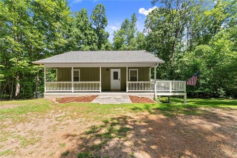 31 Pine Road Dahlonega GA 30533