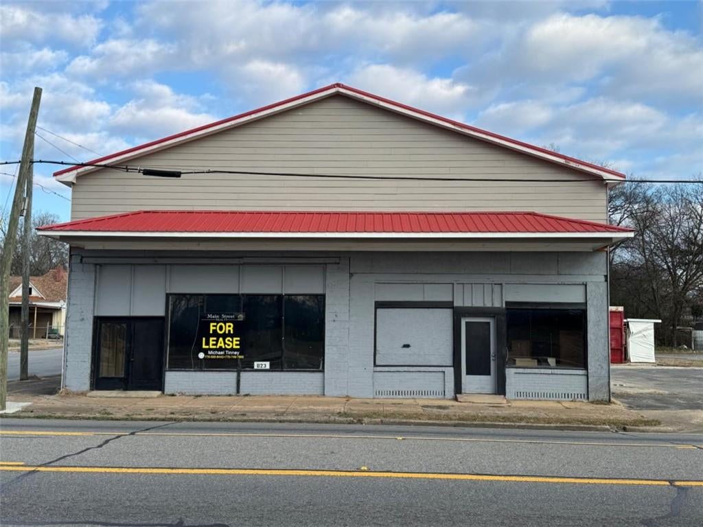 Photo 1 of 9 — 823 S Main Street S, Cedartown, GA 30125