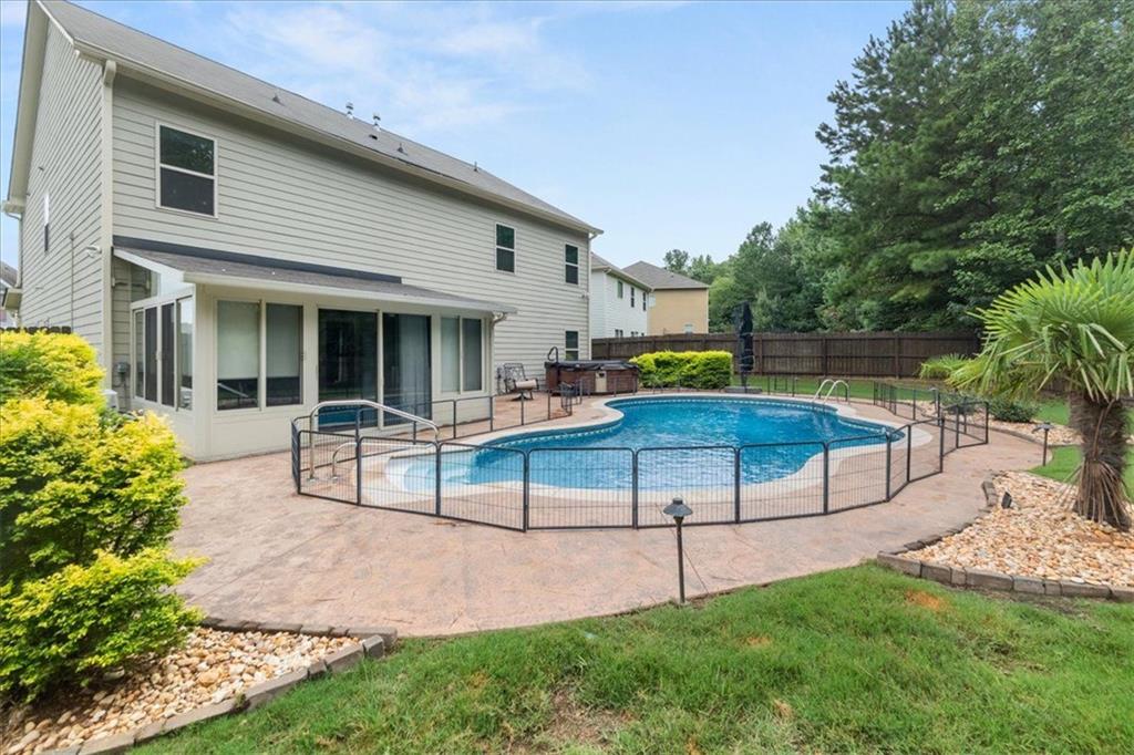550 Ivy Chase Loop