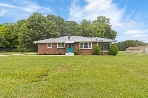 Homes For Sale - 378 Highway 81<br/> Walton County, Loganville, GA 30054