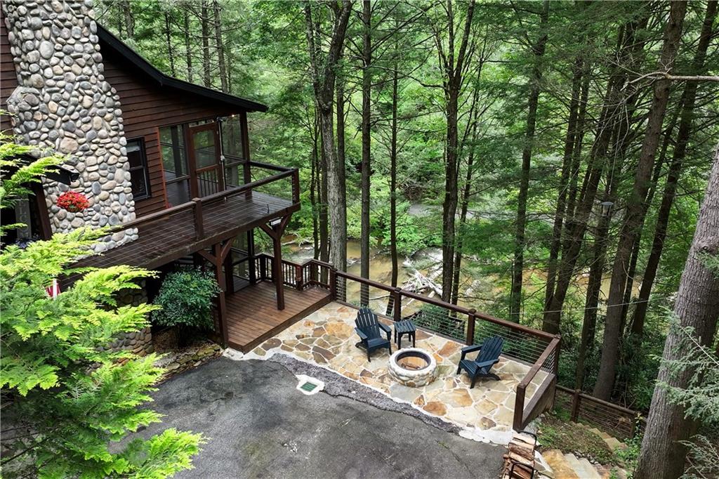 434 Whispering Pine Lane
