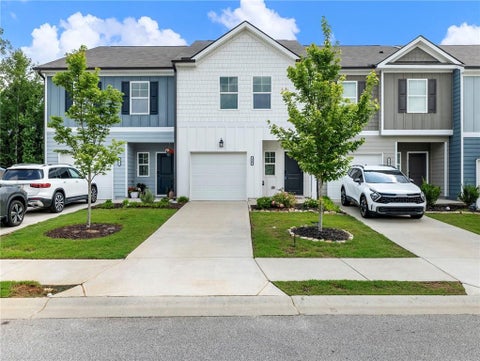 Townhouse For Rent - 115 Buckingham Lane<br/> Hoschton, GA 30548