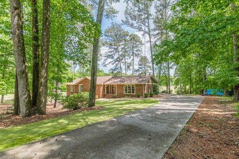 Homes For Sale - 5817 Little Mountain Drive<br/> Rockdale County, Ellenwood, GA 30294