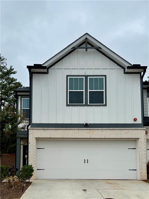 1359 Vayda Court