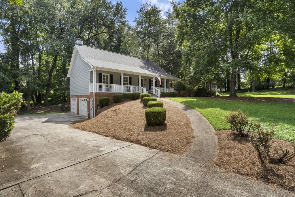 1472 Cedar Ridge Road