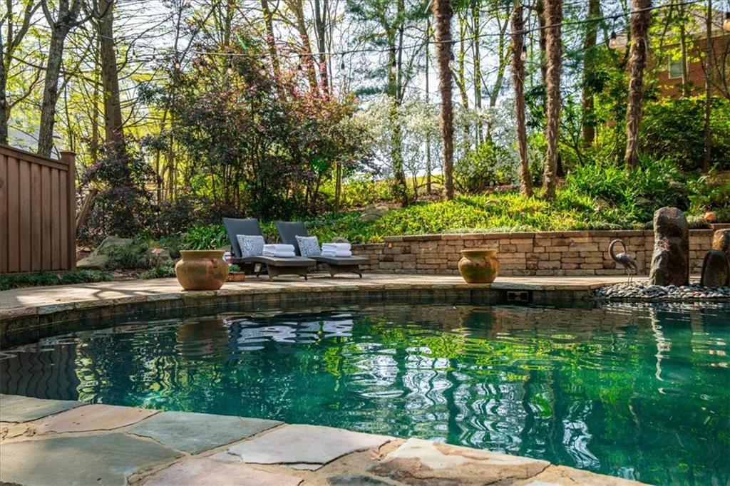 649 Lakeshore Drive, Berkeley Lake, Georgia image 29