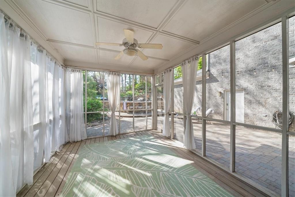 649 Lakeshore Drive, Berkeley Lake, Georgia image 11