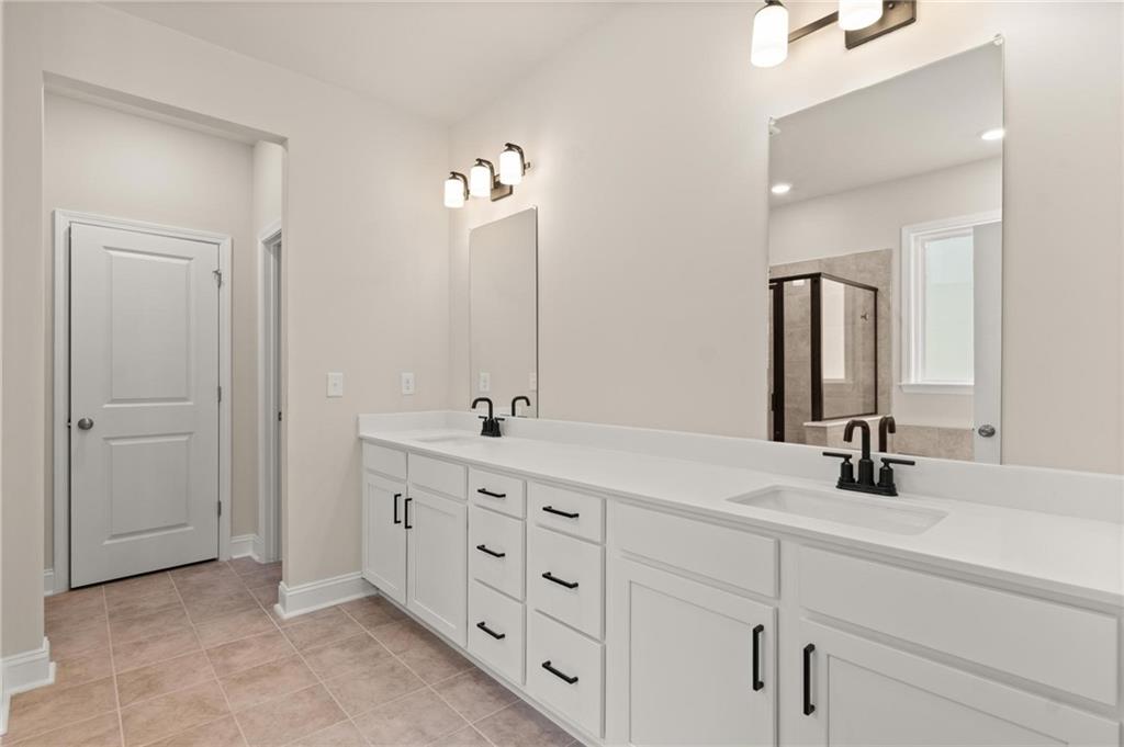6100 Misty Hill Lane, Buford, Georgia image 22