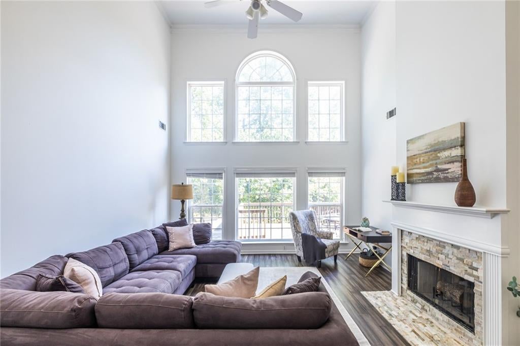 577 Lantern Wood Drive