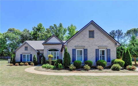 Homes For Sale - 5019 Weatherstone Drive<br/> Buford, GA 30519