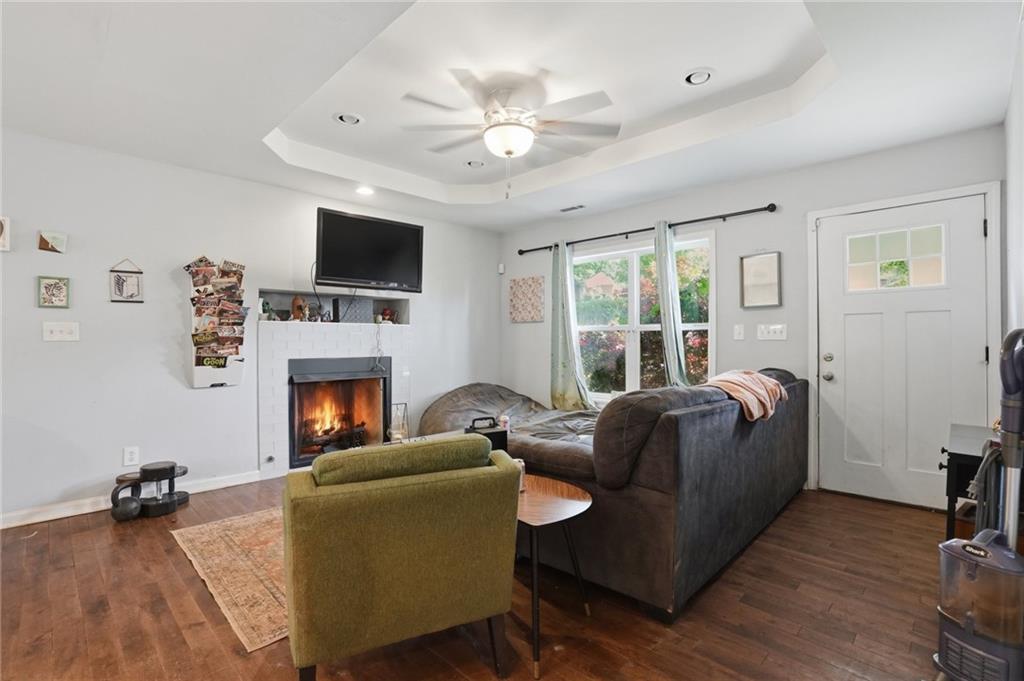 2083 Cherry Lane