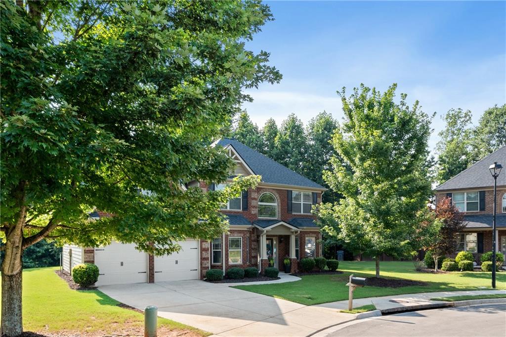 1496 CLARECASTLE Lane