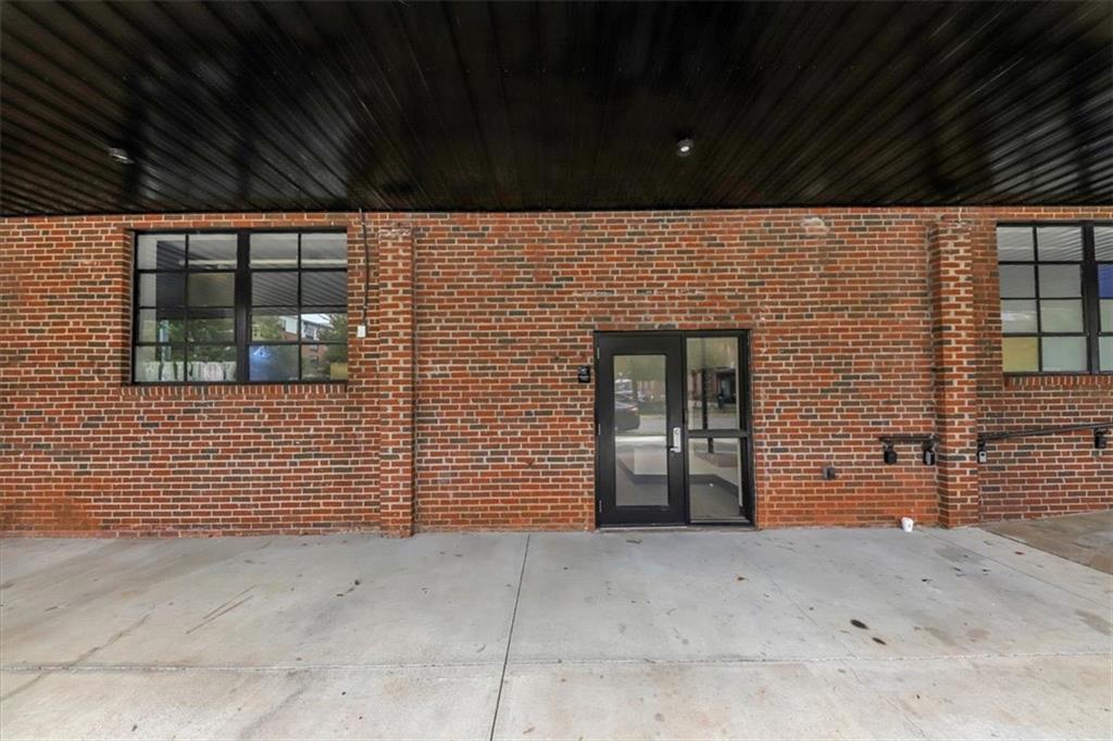 1805 Harvard Avenue 205