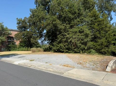 Vacant Land For Sale - 389 Washington Avenue<br/> Marietta, GA 30060