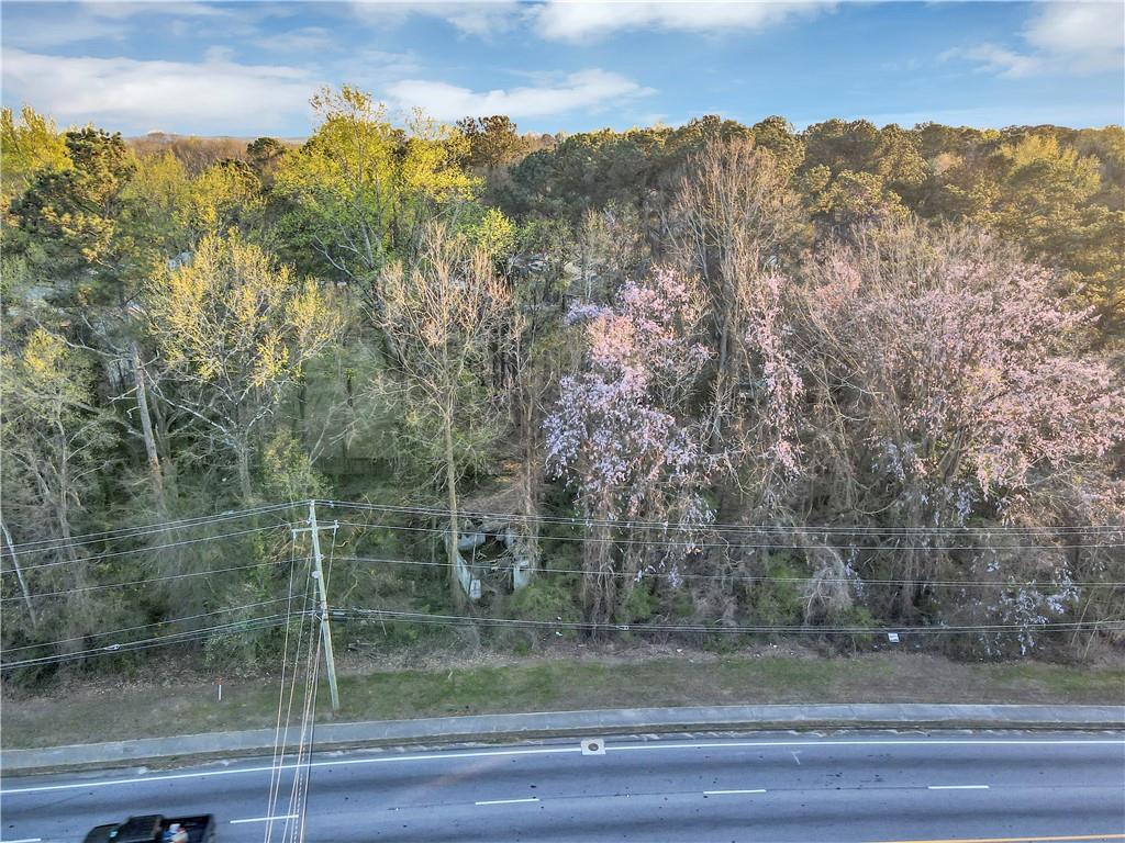 1587 Veterans Memorial Highway SW