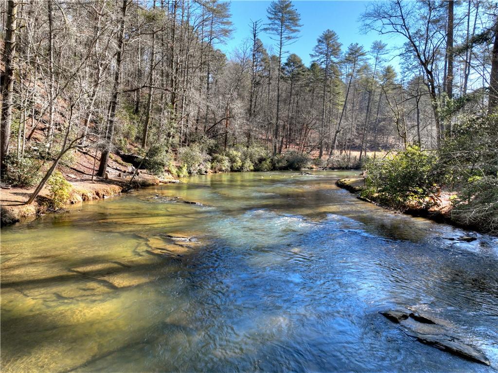 Ellijay, Georgia, 30540, United States, 3 Bedrooms Bedrooms, ,4 BathroomsBathrooms,Residential,Active,2018688