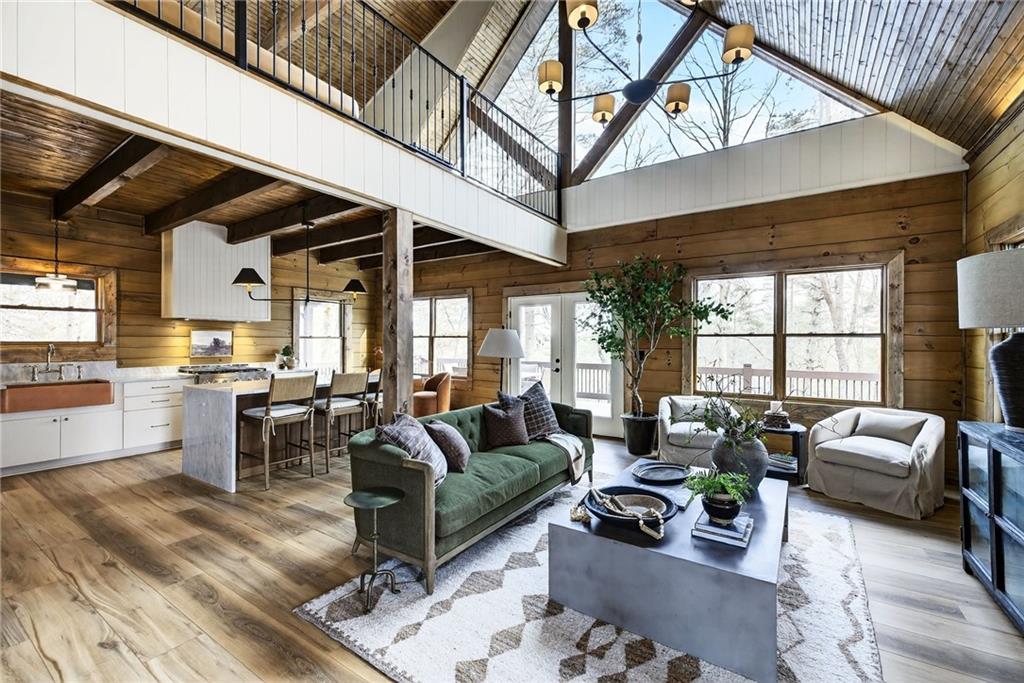 Ellijay, Georgia, 30540, United States, 3 Bedrooms Bedrooms, ,4 BathroomsBathrooms,Residential,Active,2018688