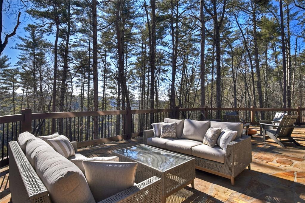 Ellijay, Georgia, 30540, United States, 3 Bedrooms Bedrooms, ,4 BathroomsBathrooms,Residential,Active,2018688