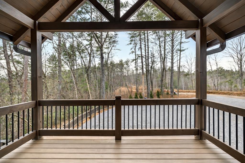 Ellijay, Georgia, 30540, United States, 3 Bedrooms Bedrooms, ,4 BathroomsBathrooms,Residential,Active,2018688
