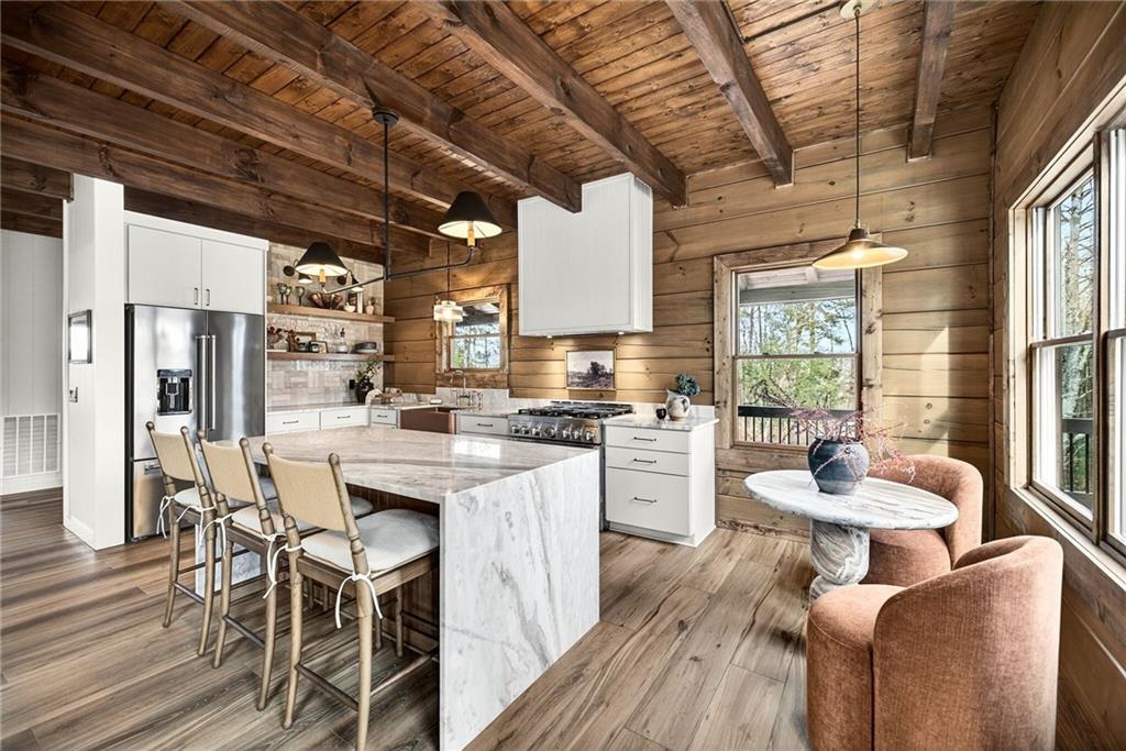 Ellijay, Georgia, 30540, United States, 3 Bedrooms Bedrooms, ,4 BathroomsBathrooms,Residential,Active,2018688