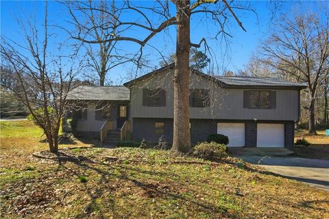 Homes For Sale - 175 Wellington Drive<br/> Henry County, Mcdonough, GA 30252