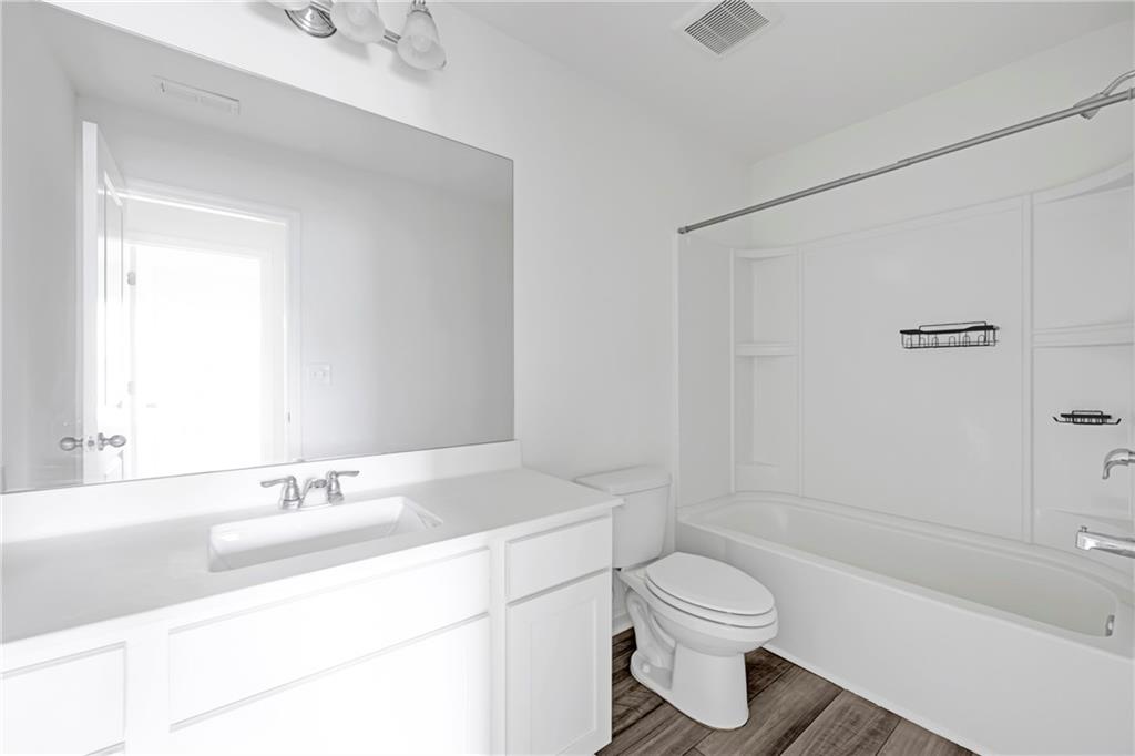 AVIARY PARK - Residential Income