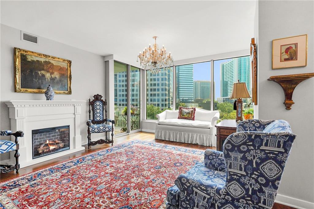 3338 PEACHTREE Road NE 709