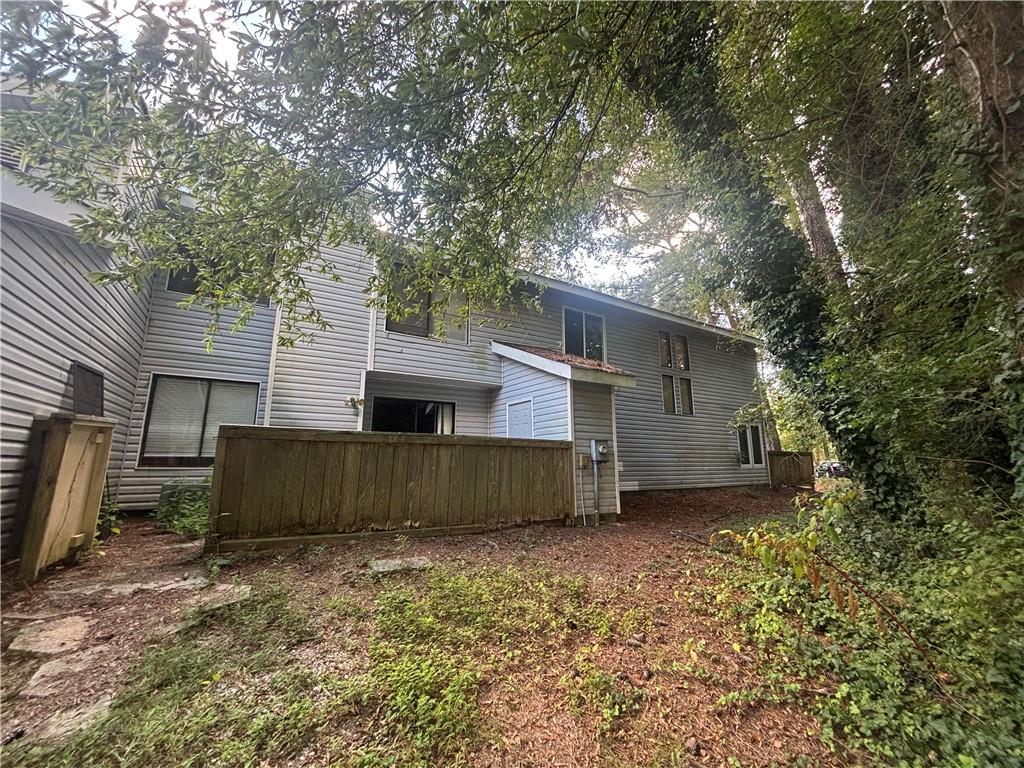 8569 Creekwood Way