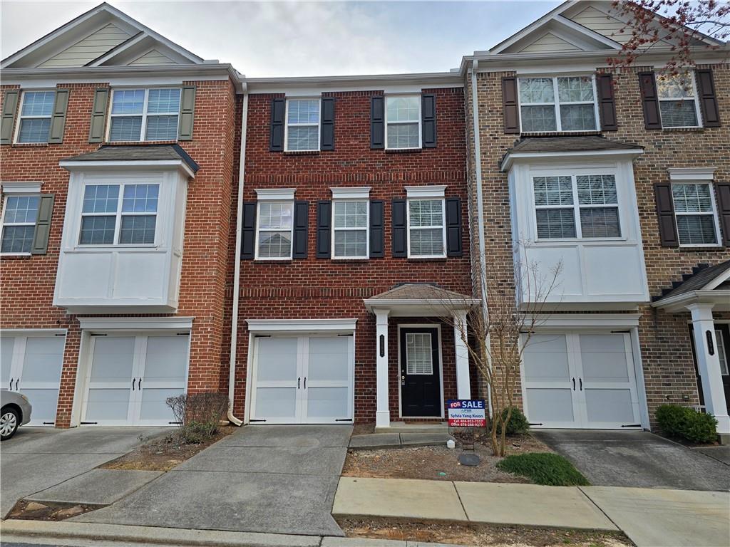 2192 Landing Walk Drive, Duluth, Georgia image 1