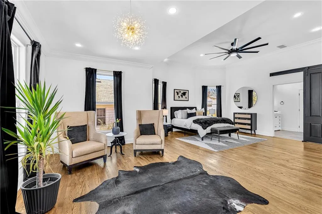 Atlanta, Georgia 30337, United States, 5 Bedrooms Bedrooms, ,4 BathroomsBathrooms,Residential,Active,83724