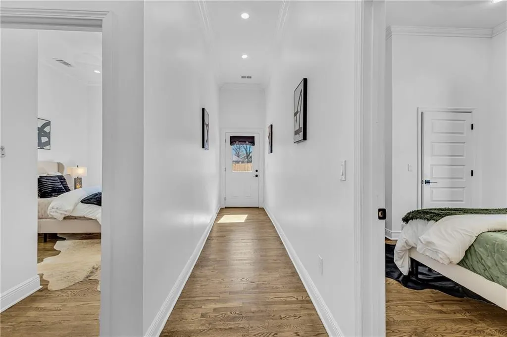 Atlanta, Georgia 30337, United States, 5 Bedrooms Bedrooms, ,4 BathroomsBathrooms,Residential,Active,83724