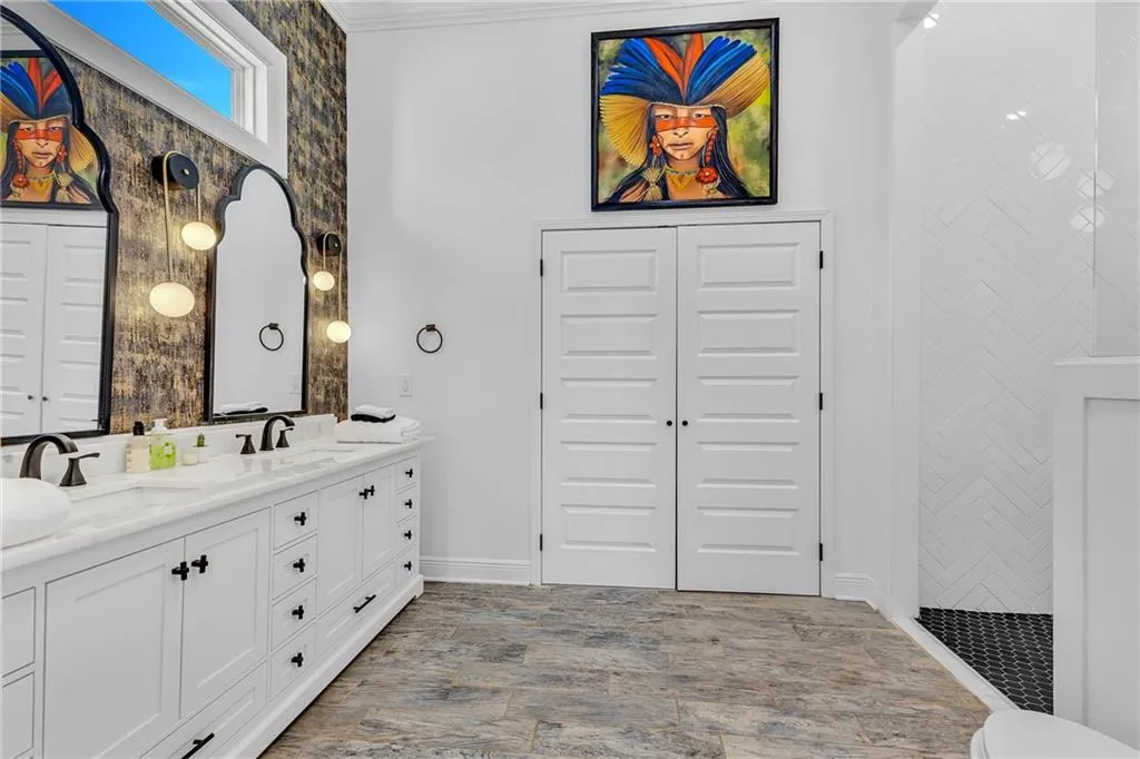 Atlanta, Georgia 30337, United States, 5 Bedrooms Bedrooms, ,4 BathroomsBathrooms,Residential,Active,83724