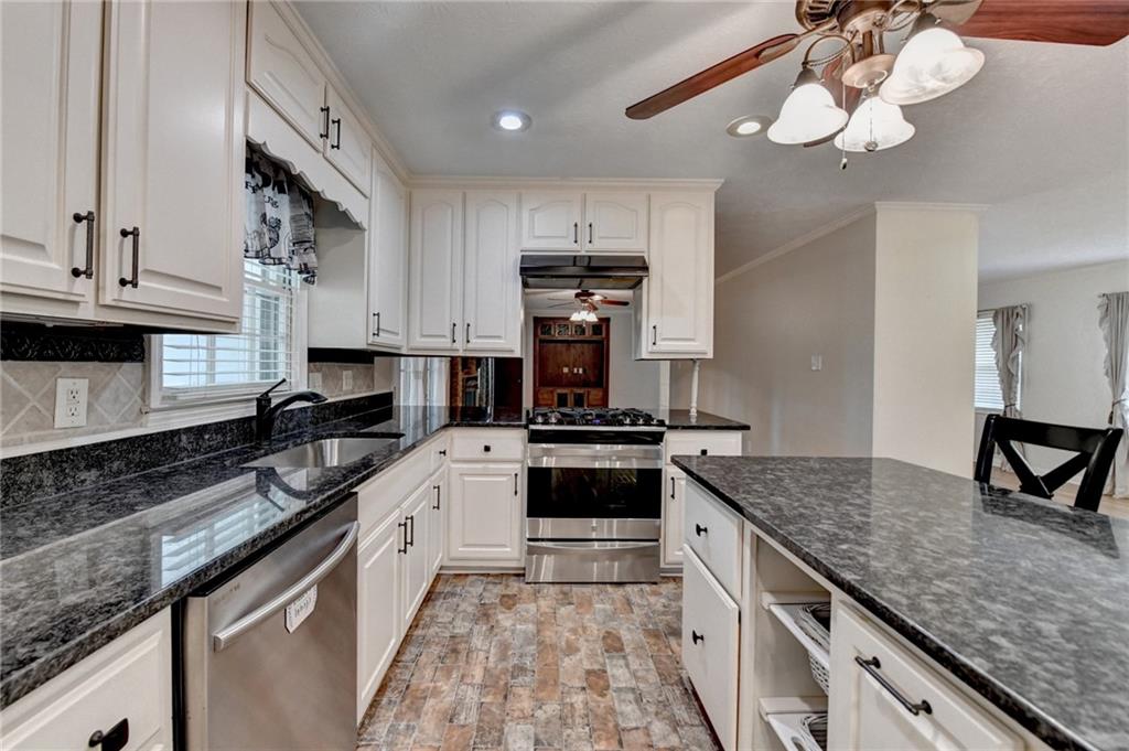 2963 Williams Place, Snellville, Georgia image 23