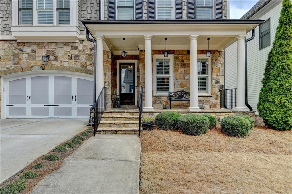 875 Olmsted Lane
