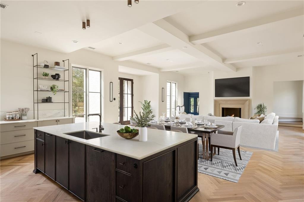 8350 Farmette Bend