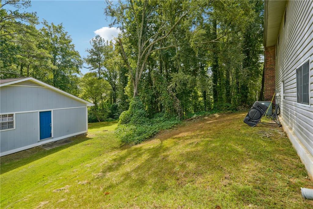 2415 Wales Drive, Austell, Georgia image 26