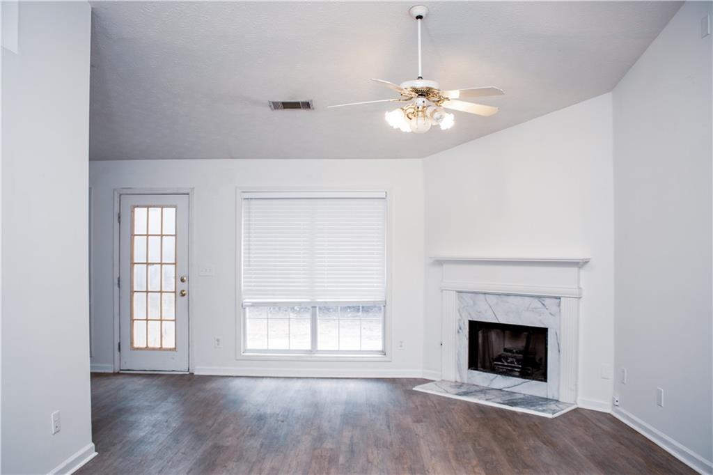 3200 Colgan Trace