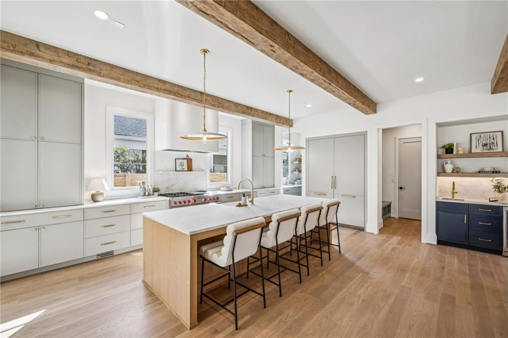Atlanta, Georgia, 30306, United States, 6 Bedrooms Bedrooms, ,7 BathroomsBathrooms,Residential,Active,2020524