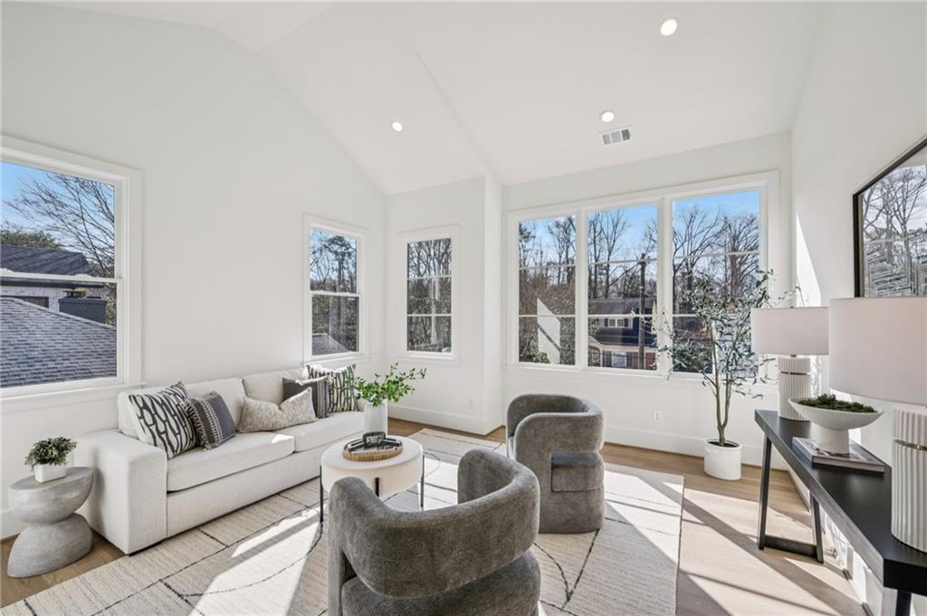 Atlanta, Georgia, 30306, United States, 6 Bedrooms Bedrooms, ,7 BathroomsBathrooms,Residential,Active,2020524