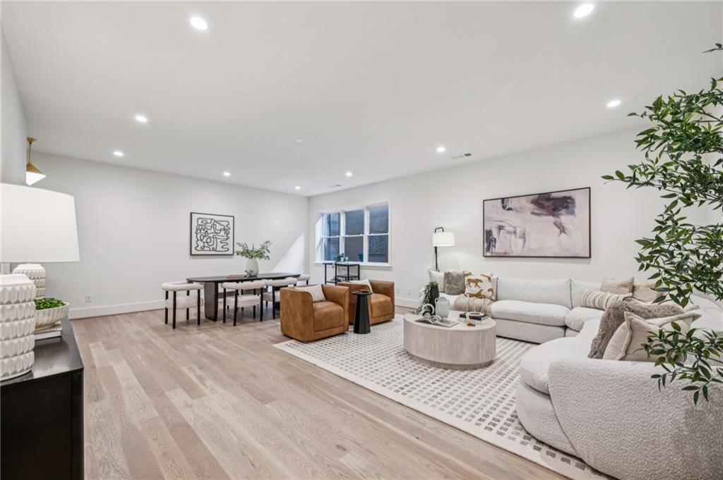 Atlanta, Georgia, 30306, United States, 6 Bedrooms Bedrooms, ,7 BathroomsBathrooms,Residential,Active,2020524