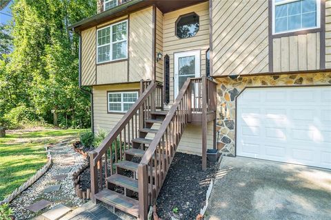 A home in Lithia Springs