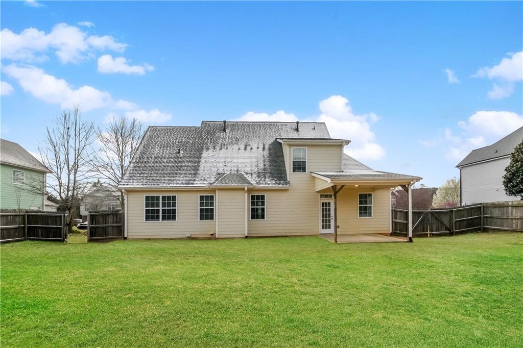 44 Colonial Circle