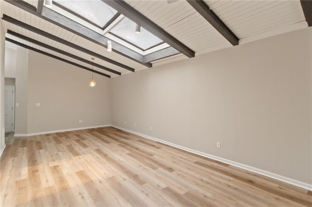 Spinnaker Cove - Residential