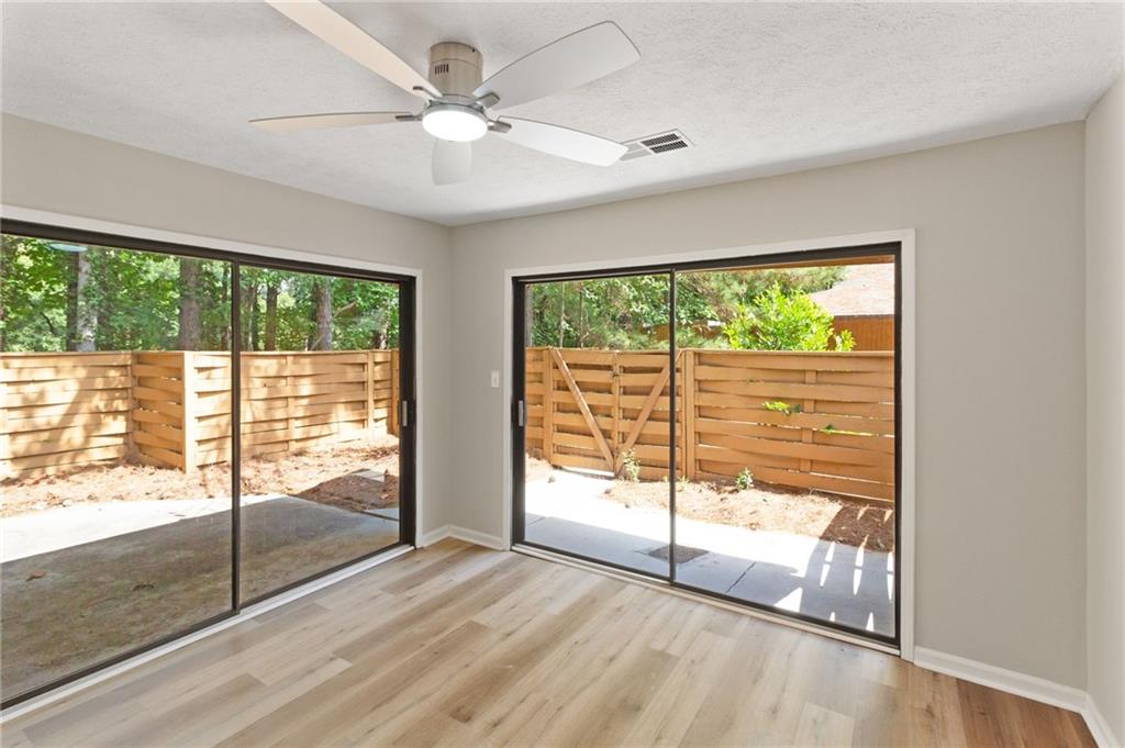 Spinnaker Cove - Residential