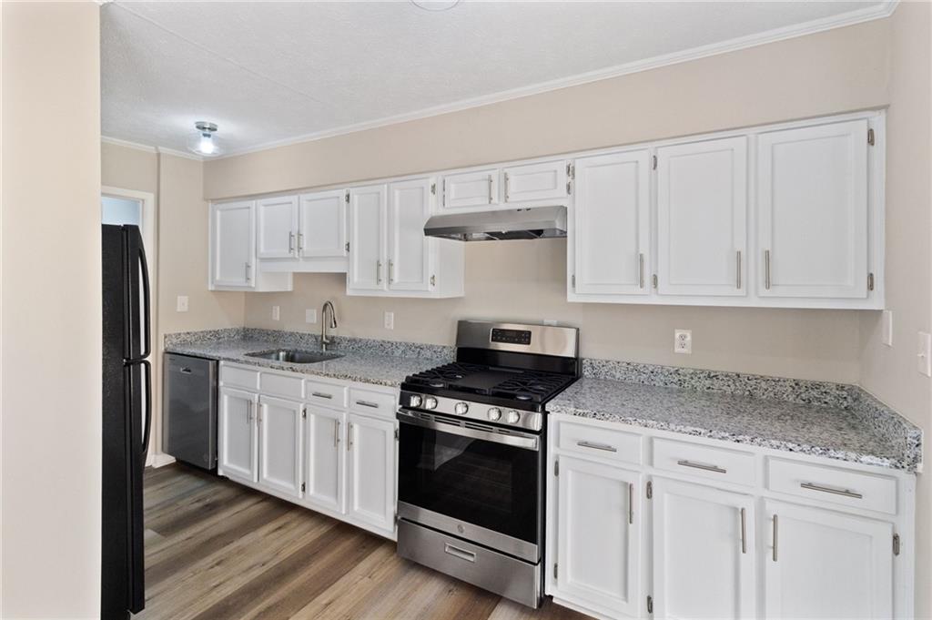 Spinnaker Cove - Residential