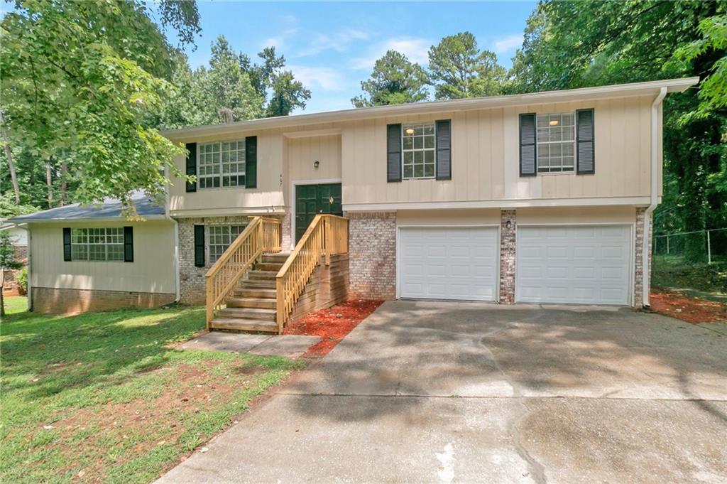 467 Pineburr Lane